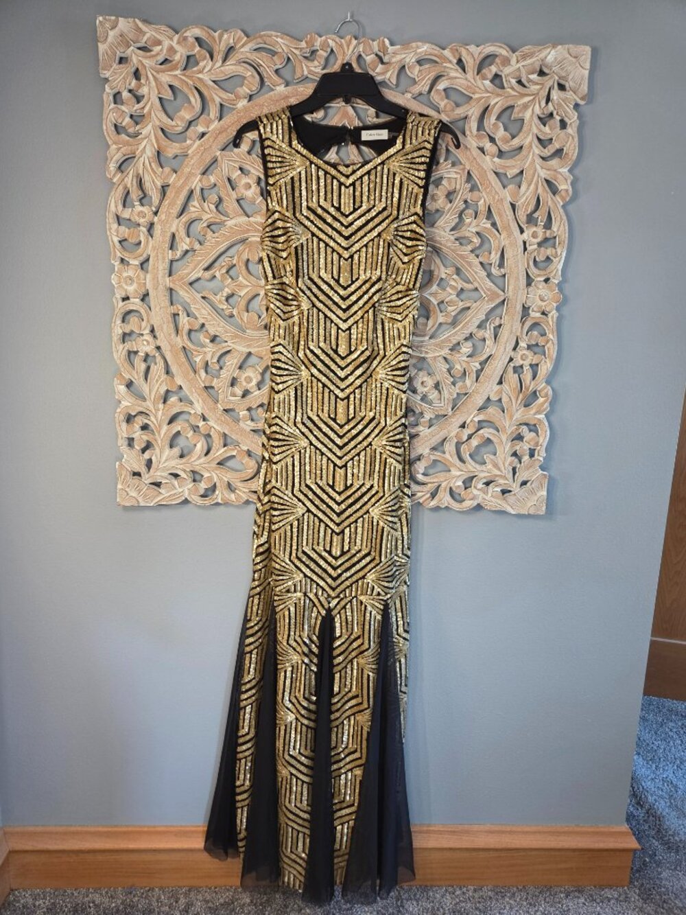 Calvin Klein black and gold Art Deco sequin gown maxi dress size 4